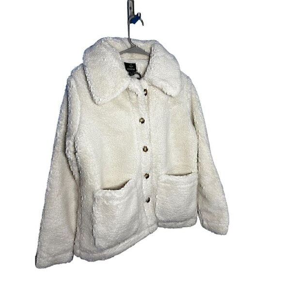 Threadbare BY ASOS Sherpa-Lined Button-Up White Fleece Jacket With Large Pockets - Picture 2 of 8